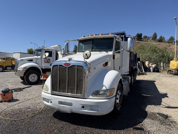 Peterbilt dump truck
